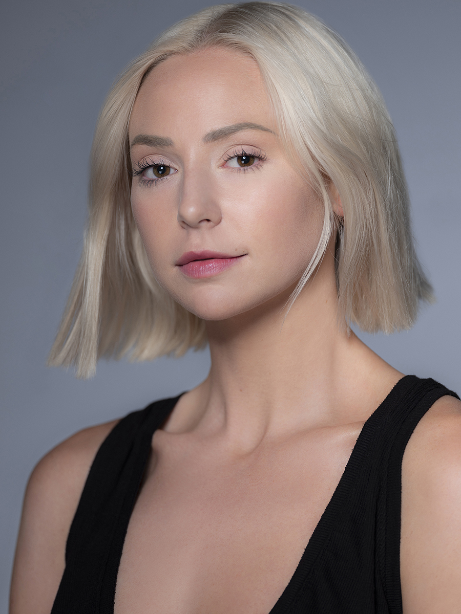 Professional headshot in Miami — photograph by Violetta Markelou